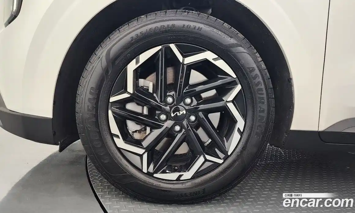 Kia Canival 2024 2.2 Автомат в Москве № 1128653, фото 5