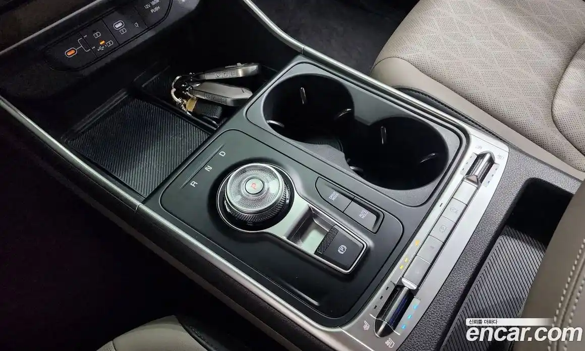 Kia Canival 2024 2.2 Автомат в Москве № 1128653, фото 9