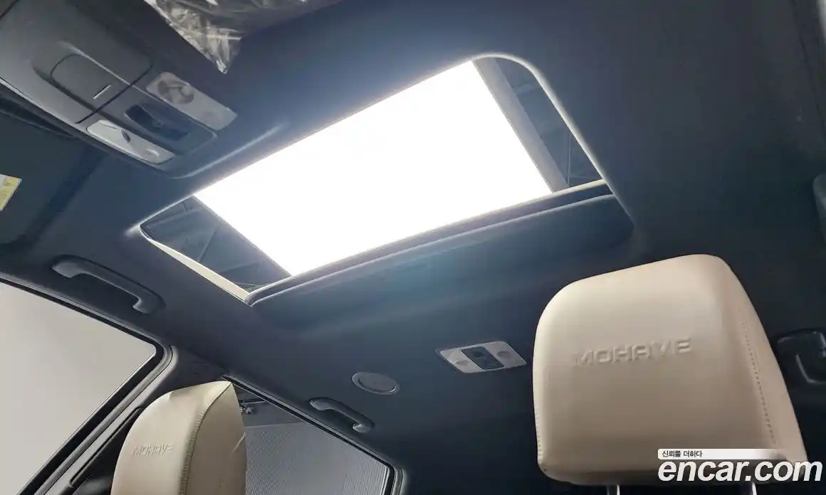 Kia Mohave 2022 3.0 Автомат в Москве № 1128844, фото 19