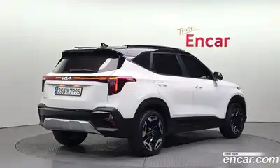 Kia Seltos 2022 2.0 Автомат в Москве № 1128873, миниатюра 2