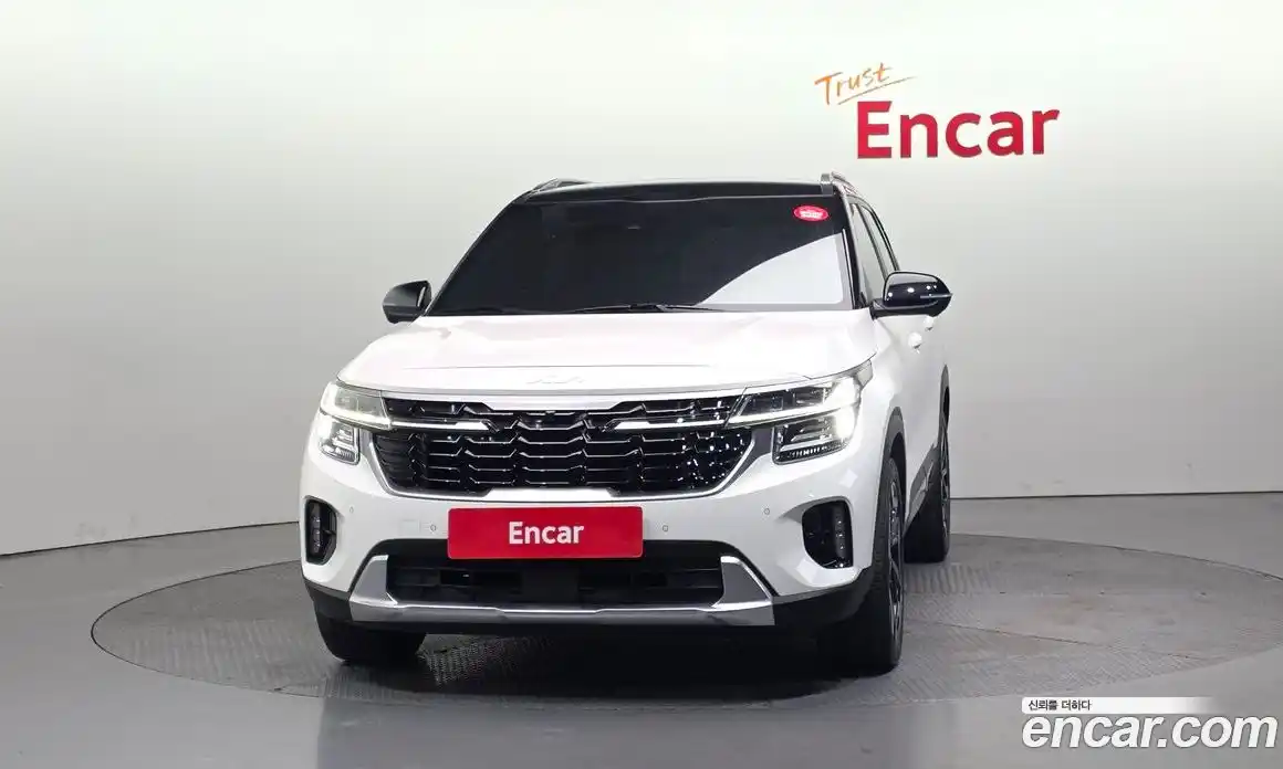 Kia Seltos 2022 2.0 Автомат в Москве № 1128873, фото 3