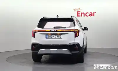 Kia Seltos 2022 2.0 Автомат в Москве № 1128873, миниатюра 4