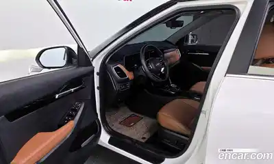 Kia Seltos 2022 2.0 Автомат в Москве № 1128873, миниатюра 10