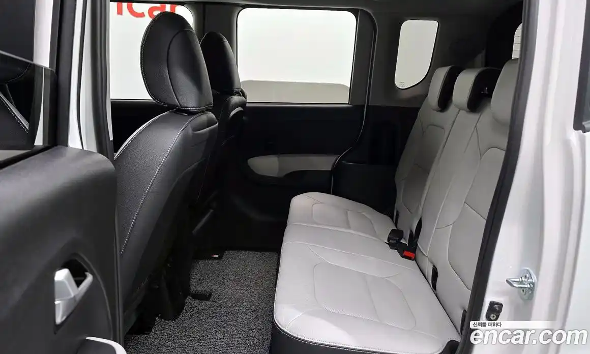 Kia Ray 2024 1.0 Автомат в Москве № 1128962, фото 11