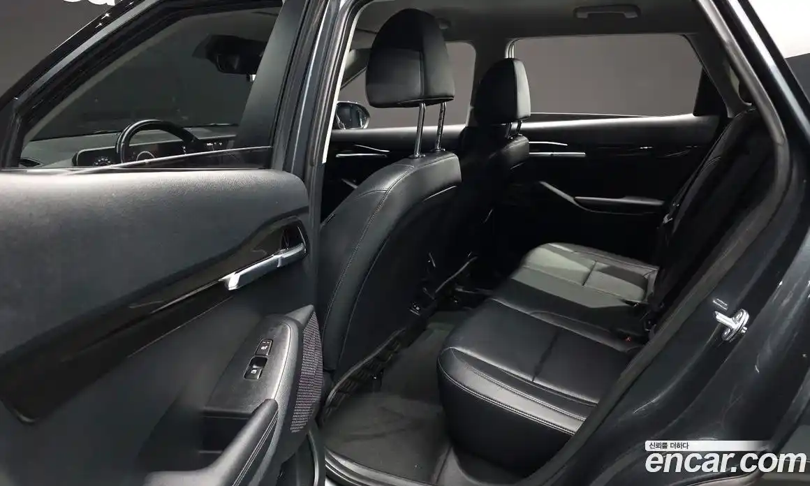 Kia Seltos 2023 1.6 Автомат в Москве № 1128978, фото 12