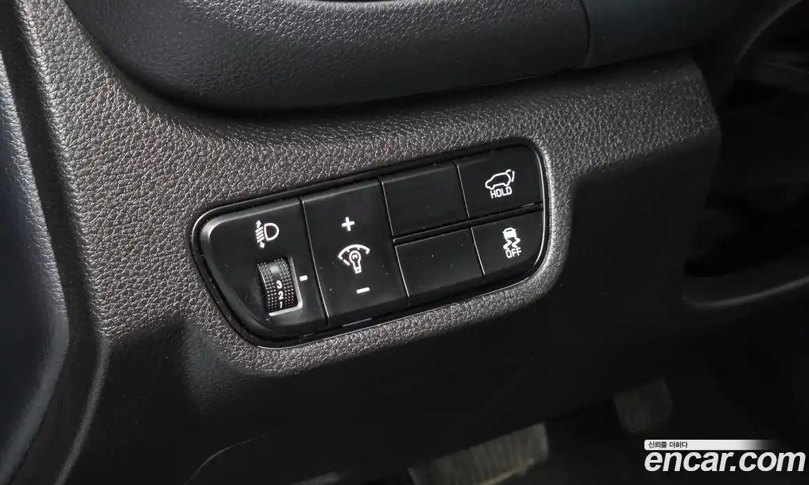 Kia Seltos 2023 1.6 Автомат в Москве № 1128978, фото 16