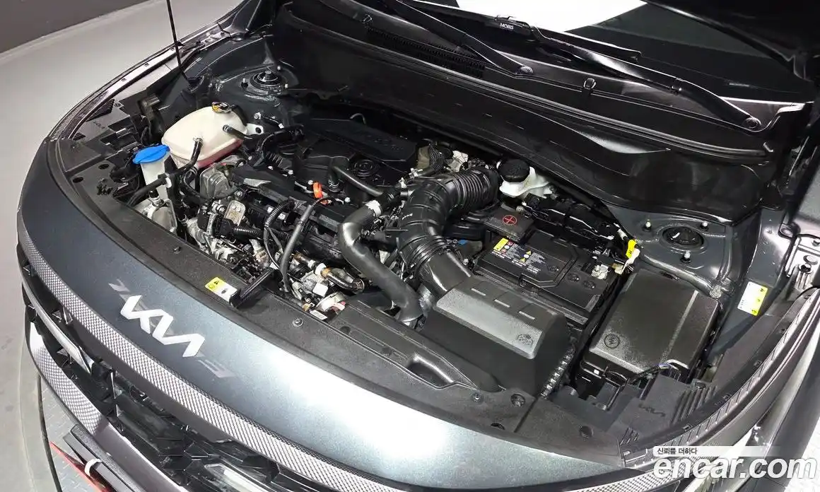 Kia Seltos 2023 1.6 Автомат в Москве № 1128978, фото 6