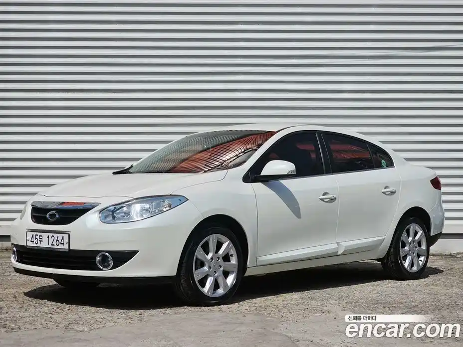 Renault SM3 2010 1.6 гидро в Москве № 1128998, фото 3
