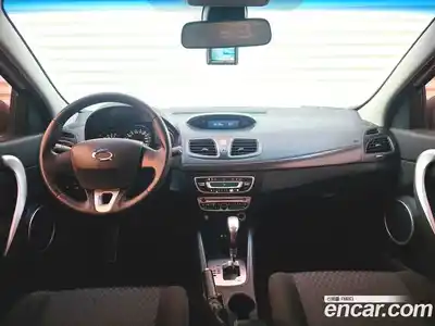 Renault SM3 2010 1.6 гидро в Москве № 1128998, миниатюра 9