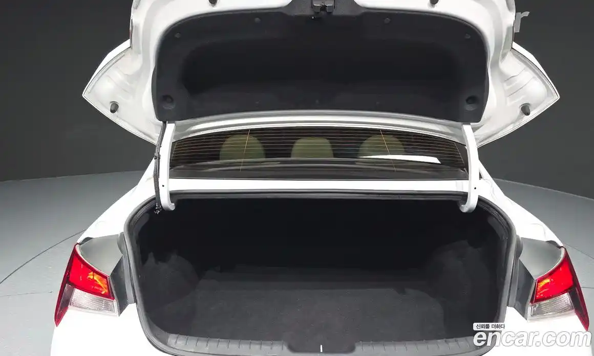 Hyundai Avante 2020 1.6 гидро в Москве № 1129035, фото 20