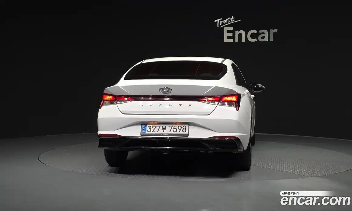 Hyundai Avante 2020 1.6 гидро в Москве № 1129035, фото 4