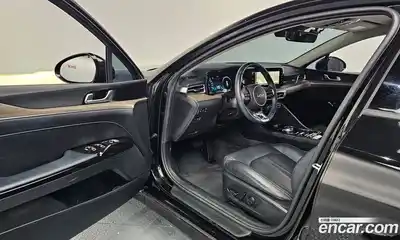 Kia K5 2022 2.0 гидро в Москве № 1129046, миниатюра 11