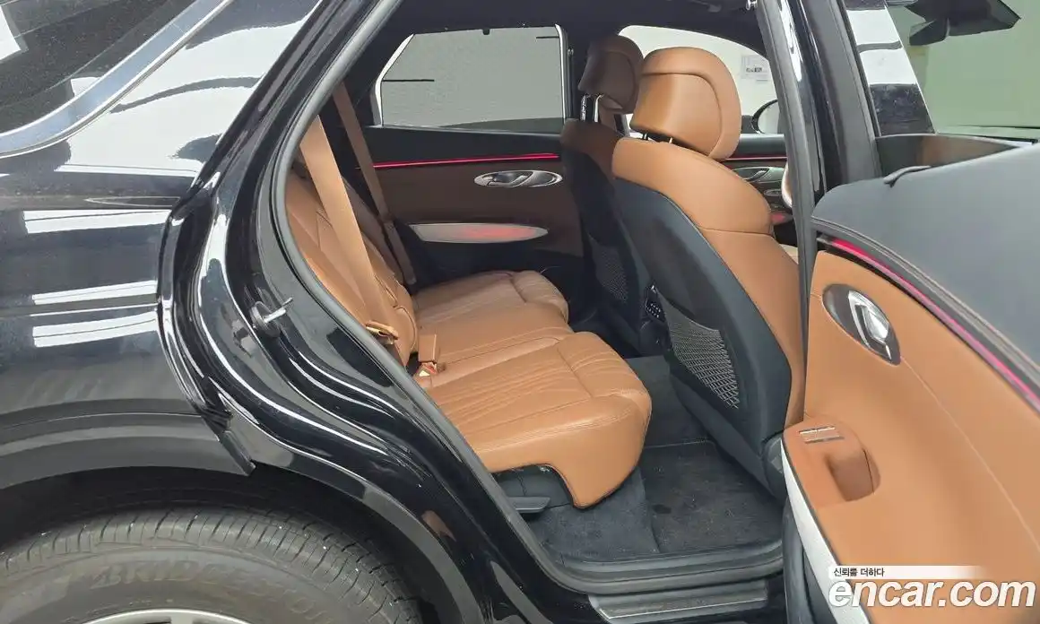 Genesis GV70 2025 2.5 Автомат в Москве № 1129100, фото 12