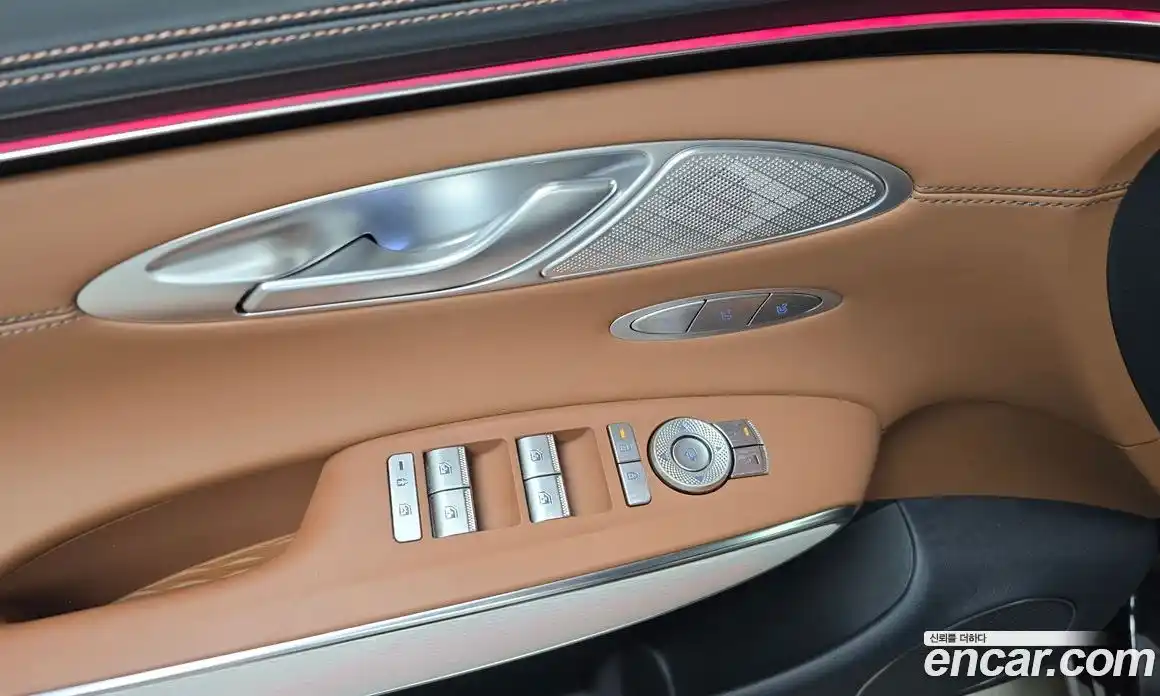 Genesis GV70 2025 2.5 Автомат в Москве № 1129100, фото 18