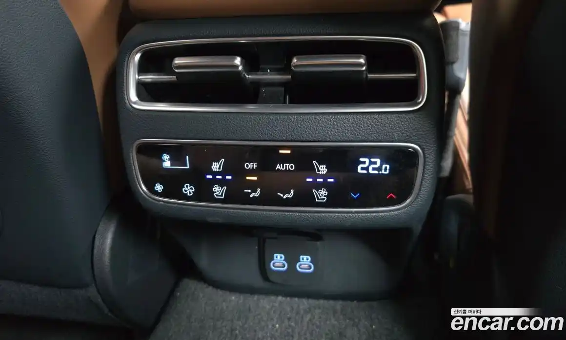 Genesis GV70 2025 2.5 Автомат в Москве № 1129100, фото 19