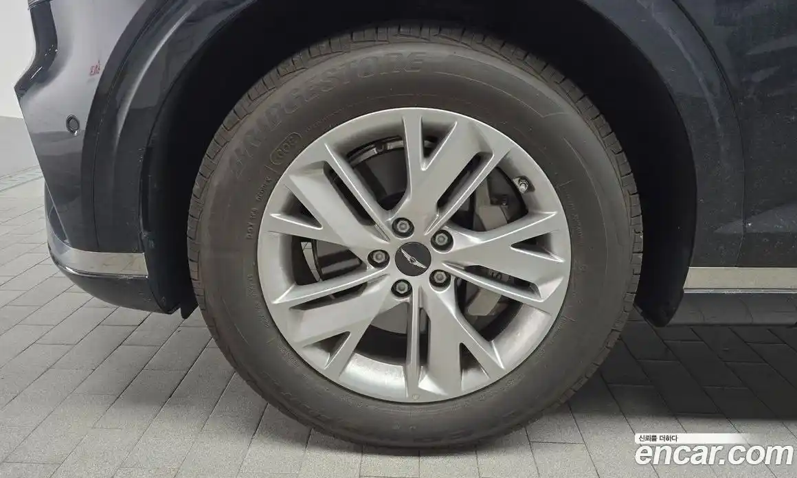 Genesis GV70 2025 2.5 Автомат в Москве № 1129100, фото 5