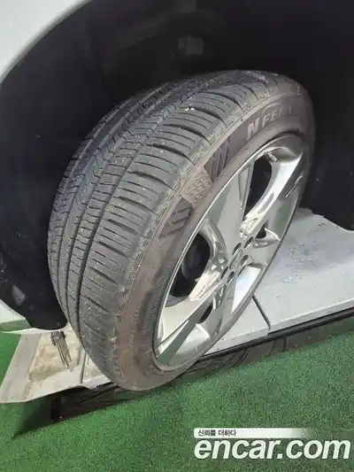 Genesis GV80 2020 2.5 Автомат в Москве № 1129331, миниатюра 4