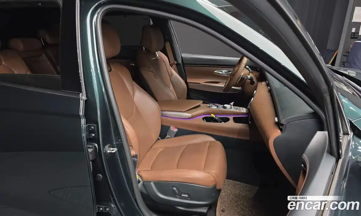 Genesis GV70 2021 2.5 Автомат в Москве № 1129404, фото 12