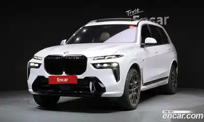 BMW X7, 2025