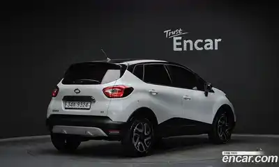 Renault QM3 2017 1.5 гидро в Москве № 1131116, миниатюра 2