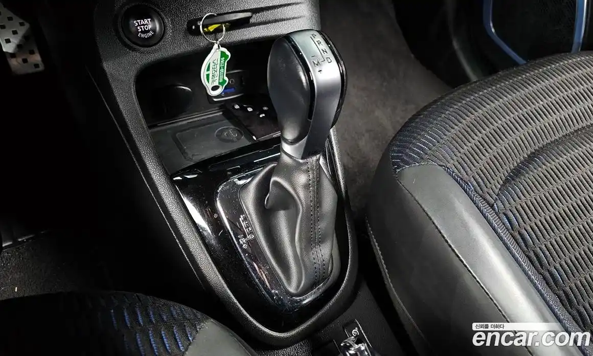 Renault QM3 2017 1.5 гидро в Москве № 1131116, фото 9