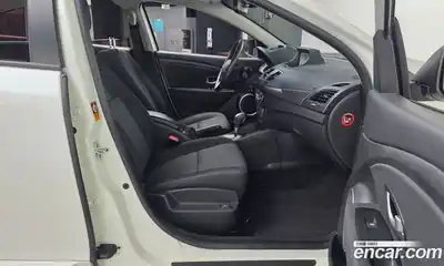 Renault SM3 2011 1.6 гидро в Москве № 1131141, миниатюра 11