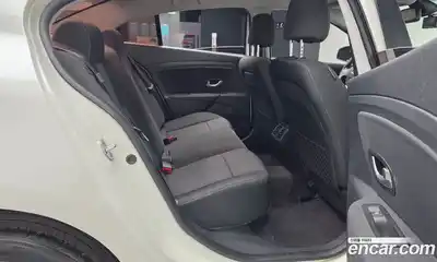 Renault SM3 2011 1.6 гидро в Москве № 1131141, миниатюра 12