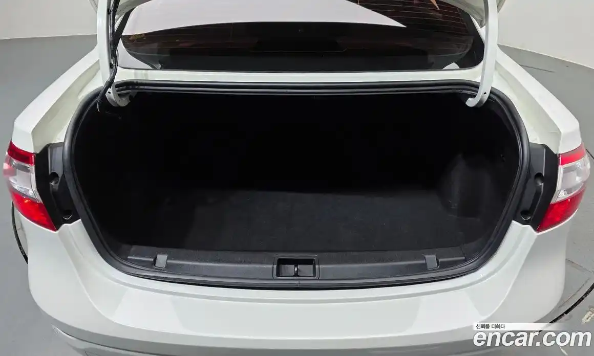 Renault SM3 2011 1.6 гидро в Москве № 1131141, фото 20
