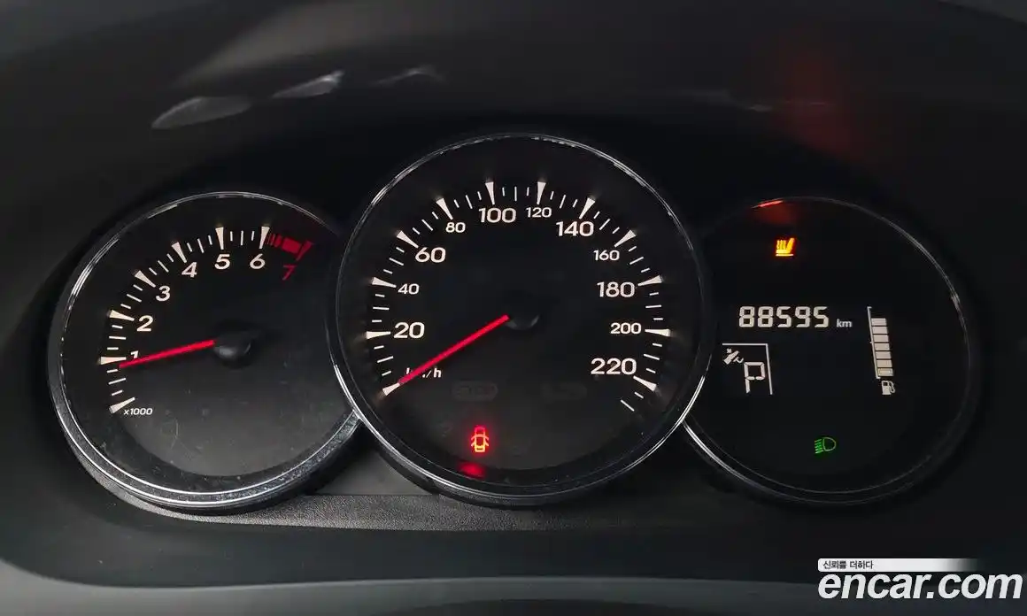 Renault SM3 2011 1.6 гидро в Москве № 1131141, фото 8