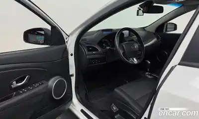 Renault SM3 2011 1.6 гидро в Москве № 1131141, миниатюра 10