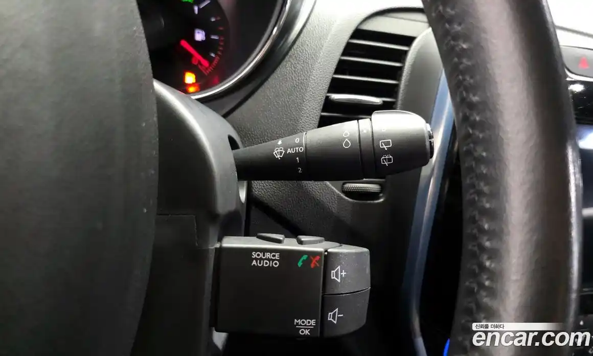 Renault QM3 2017 1.5 гидро в Москве № 1131280, фото 15