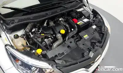 Renault QM3 2017 1.5 гидро в Москве № 1131280, миниатюра 6
