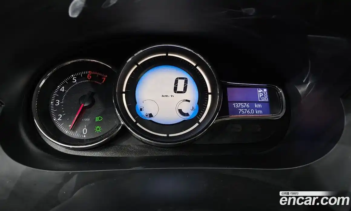 Renault SM3 2015 1.6 гидро в Москве № 1131358, фото 8
