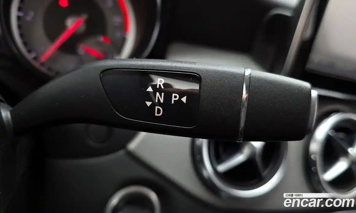 Mercedes-Benz GLA-Class 2015 2.1 гидро в Москве № 1131940, фото 9