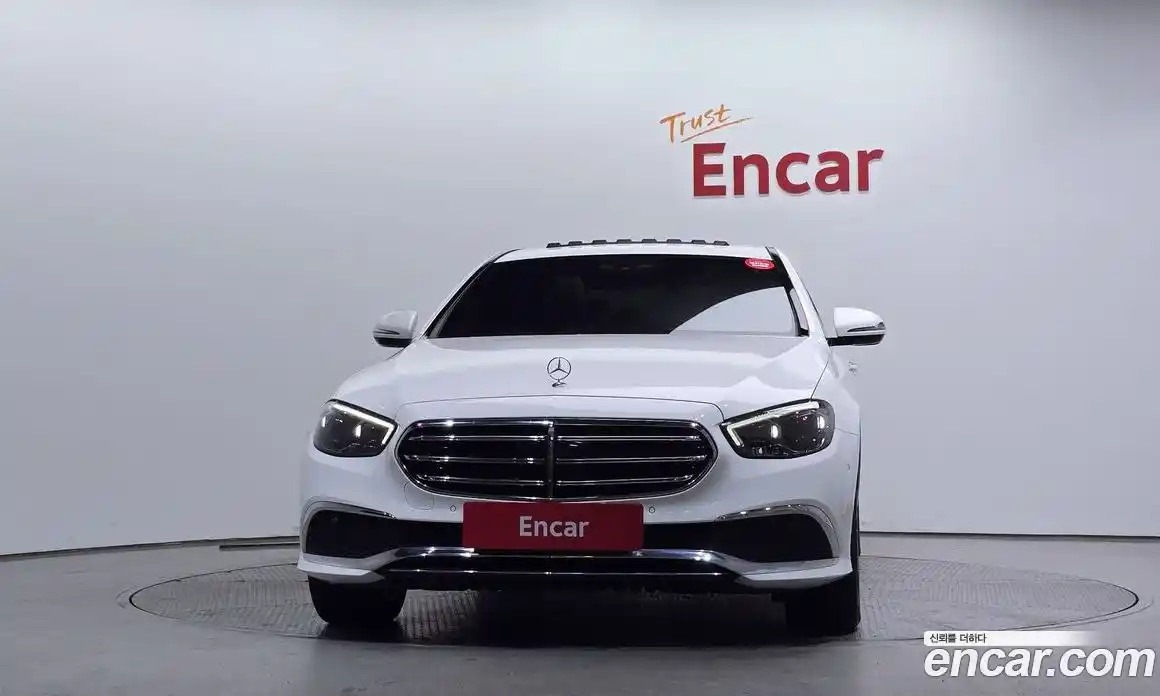 Mercedes-Benz E-Class 2021 2.0 гидро в Москве № 1132019, фото 3