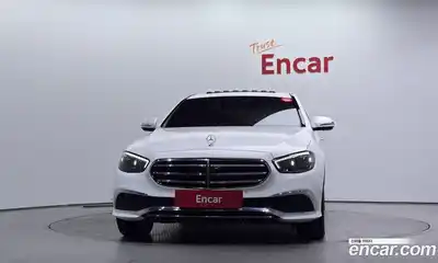 Mercedes-Benz E-Class 2021 2.0 гидро в Москве № 1132019, миниатюра 3