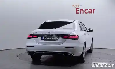 Mercedes-Benz E-Class 2021 2.0 гидро в Москве № 1132019, миниатюра 4