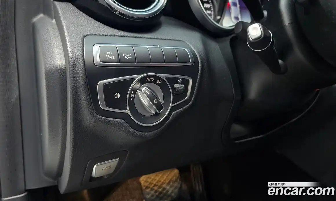 Mercedes-Benz C-Class 2018 2.0 гидро в Москве № 1132028, фото 13