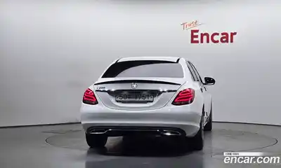 Mercedes-Benz C-Class 2018 2.0 гидро в Москве № 1132028, миниатюра 3