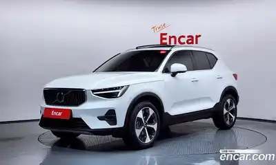 Volvo XC40, 2025
