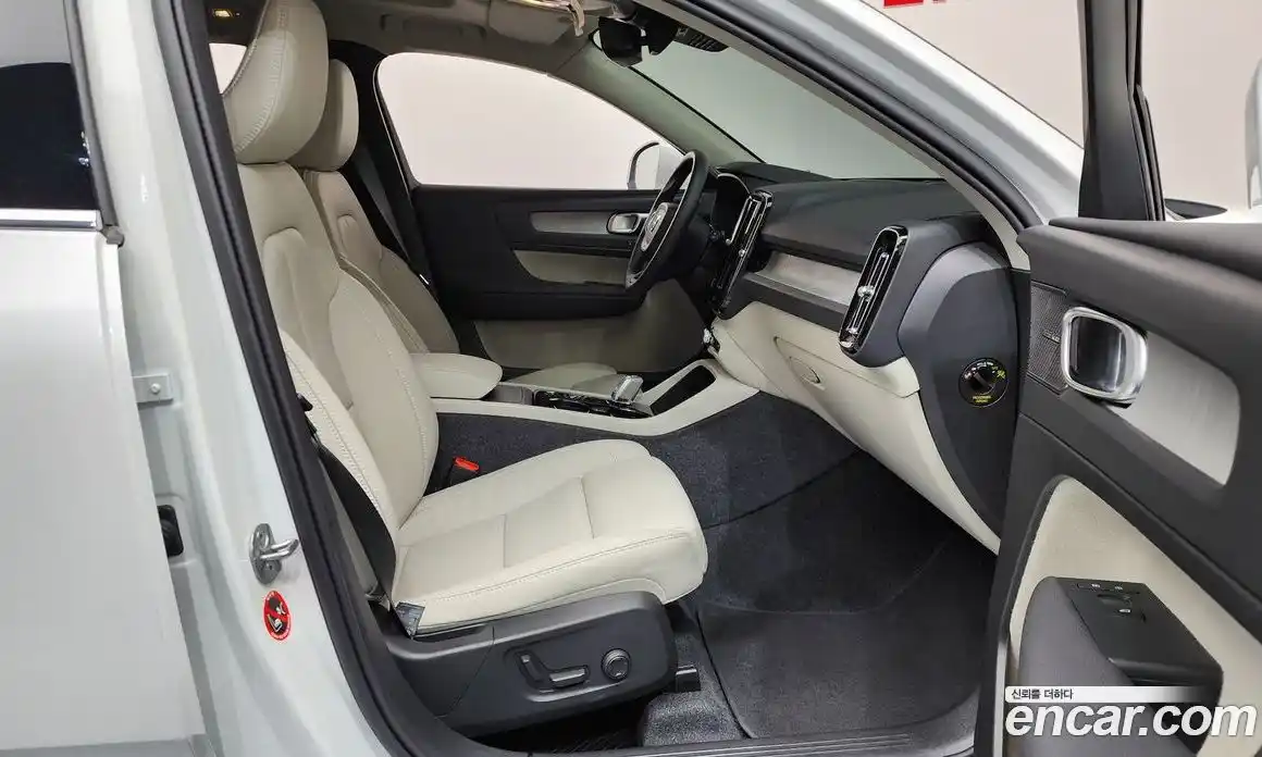 Volvo XC40 2025 2.0 гидро в Москве № 1132554, фото 11