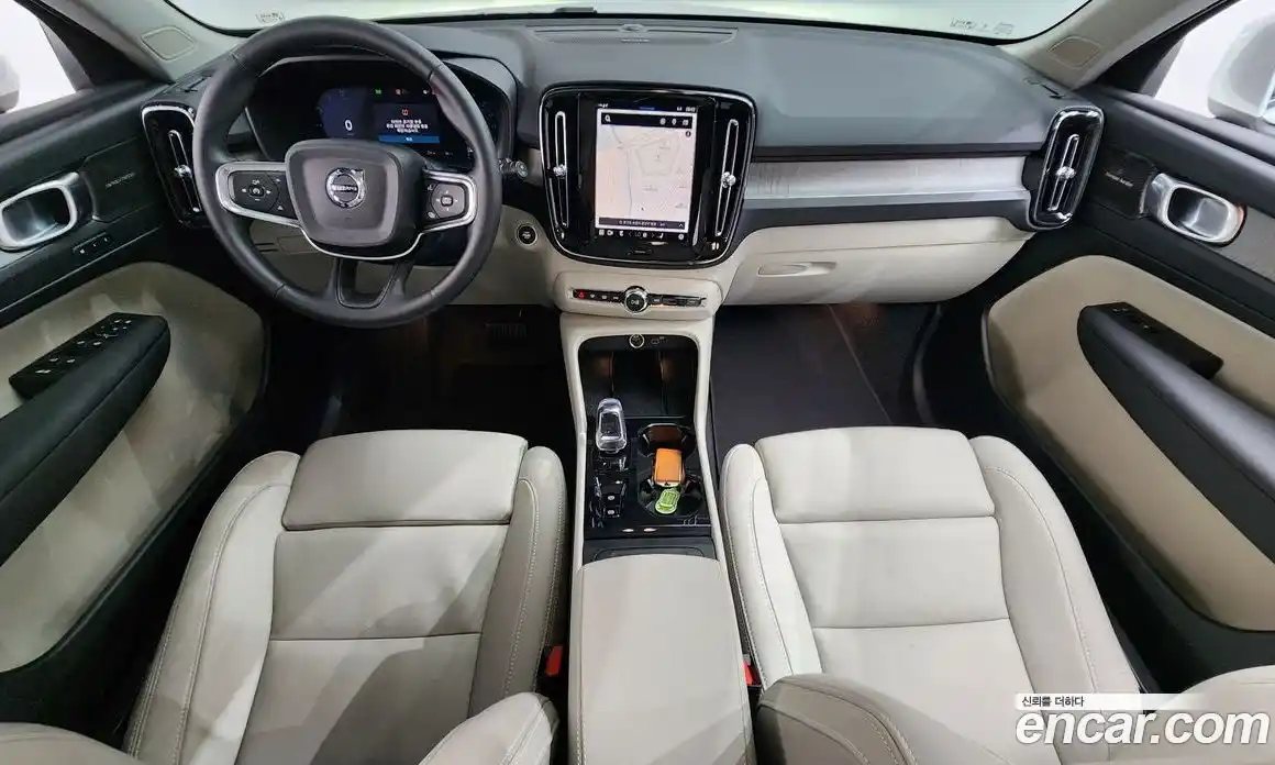 Volvo XC40 2025 2.0 гидро в Москве № 1132554, фото 7
