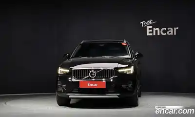 Volvo XC40 2023 2.0 гидро в Москве № 1132590, миниатюра 3