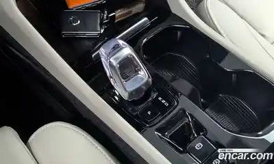 Volvo XC40 2023 2.0 гидро в Москве № 1132590, миниатюра 9