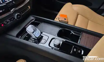 Volvo XC60 2023 2.0 гидро в Москве № 1132597, миниатюра 8