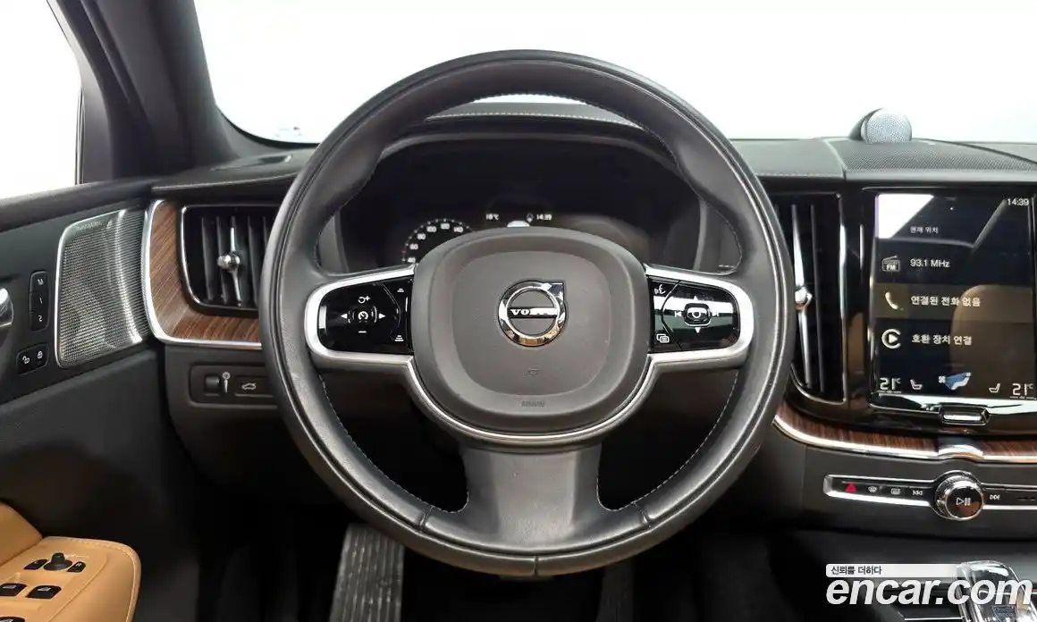 Volvo XC60 2020 2.0 гидро в Москве № 1132769, фото 13