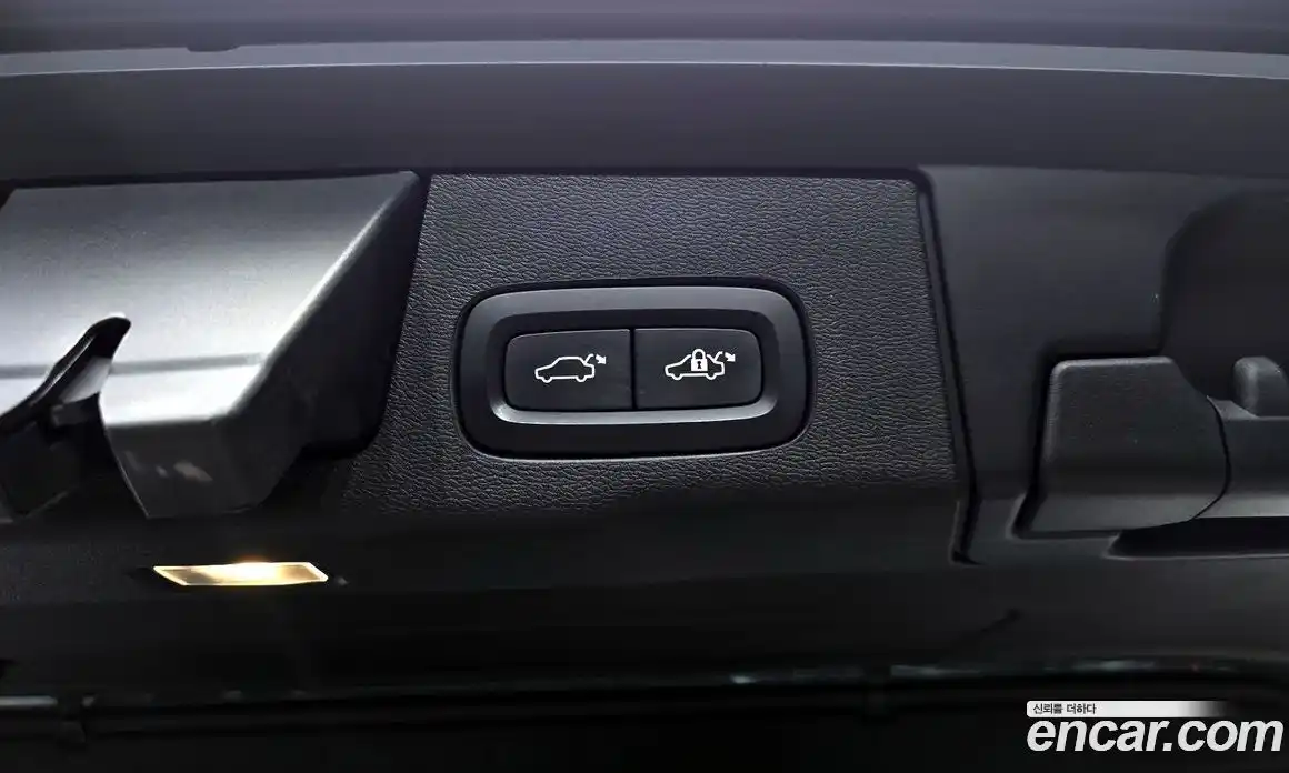 Volvo XC60 2020 2.0 гидро в Москве № 1132769, фото 20