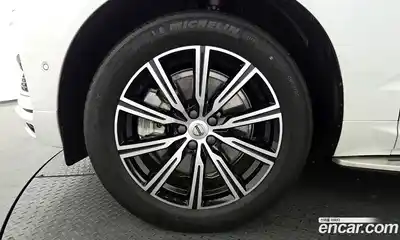 Volvo XC60 2020 2.0 гидро в Москве № 1132769, миниатюра 5
