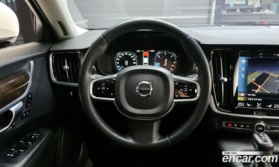 Volvo S90 2017 2.0 гидро в Москве № 1133029, фото 13