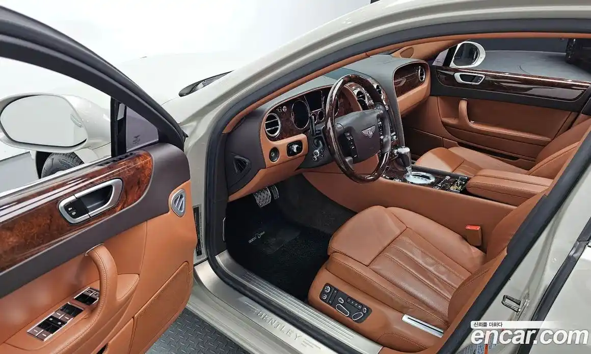 Bentley Flying Spur 2011 6.0 гидро в Москве № 1133630, фото 11